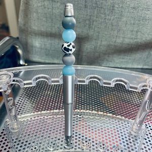 Blue silver cow print bead ink pen